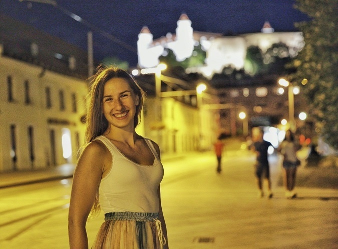 Už minulé leto sa Janke podarilo precestovať okolie Bratislavy a aj naše hlavné mesto podľa svojich slov spoznala lepšie než doposiaľ. Už minulé leto sa Janke podarilo precestovať okolie Bratislavy a aj naše hlavné mesto podľa svojich slov spoznala lepšie než doposiaľ.
